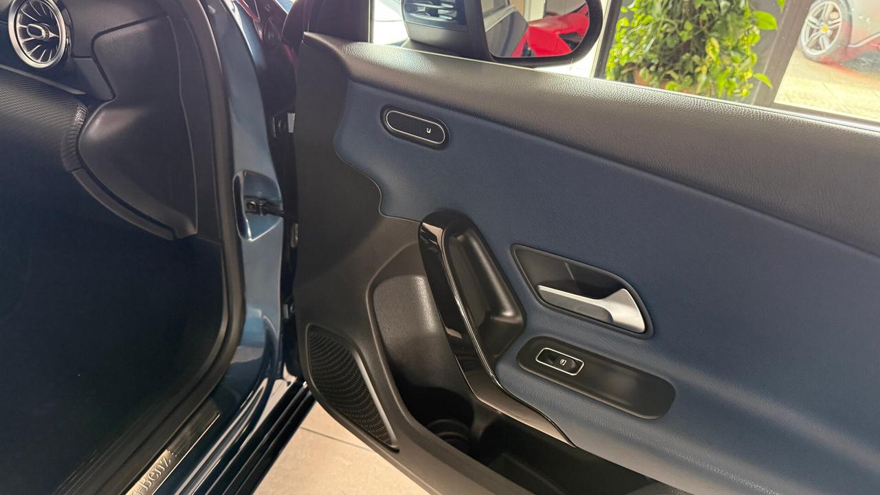 Mercedes-benz A 180 d Automatic TETTO APRIBILE