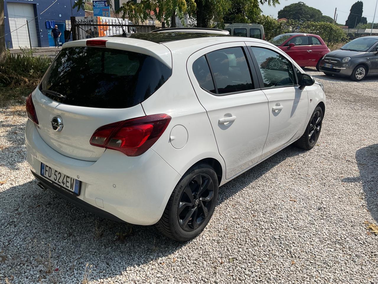 Opel Corsa 1.4 90CV 5 porte n-Joy