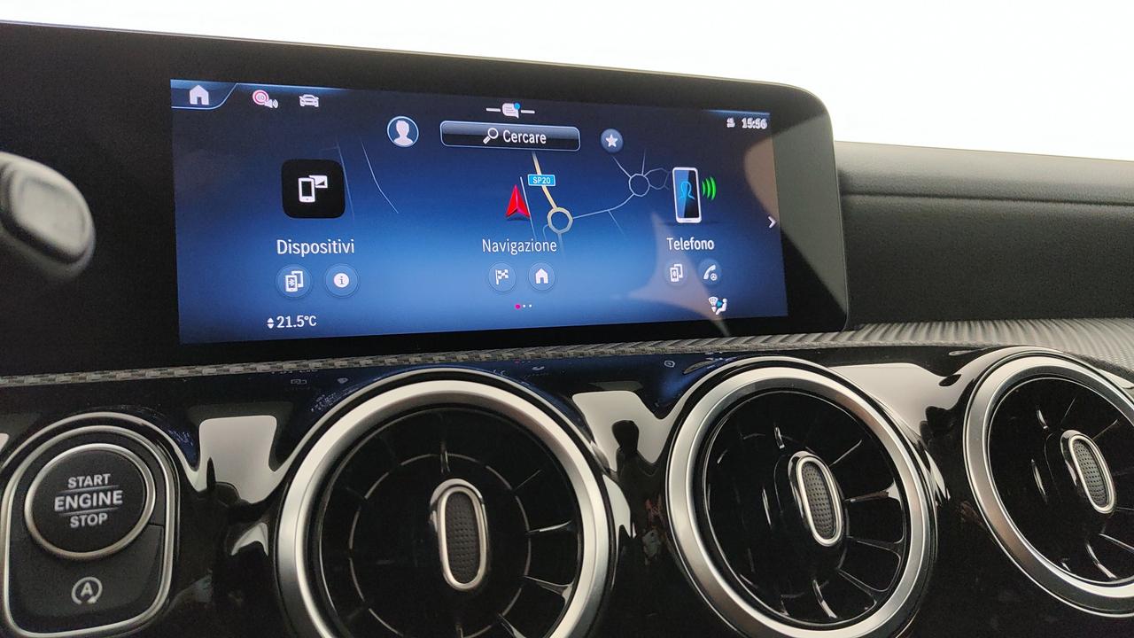 Mercedes-Benz CLA Shooting Brake 180 d Advanced auto