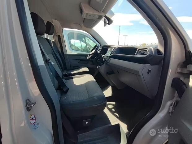 Volkswagen Transporter 2.0 TDI 110CV PL Kombi