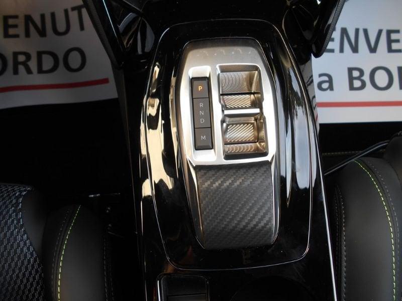 Peugeot 2008 136 GT Hybrid e-DCS6 Finanziato