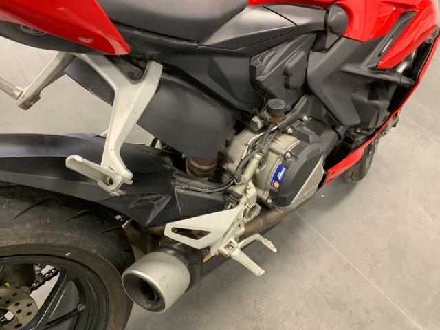 DUCATI Streetfighter V2