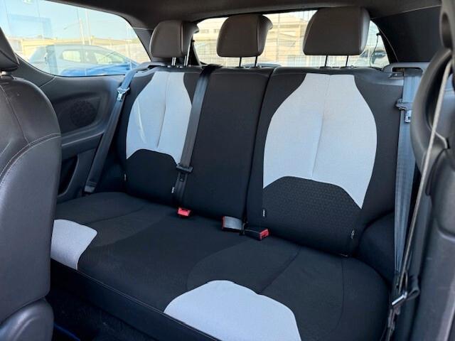 Ds DS3 3 1.4 HDi 70 Just Black 2012