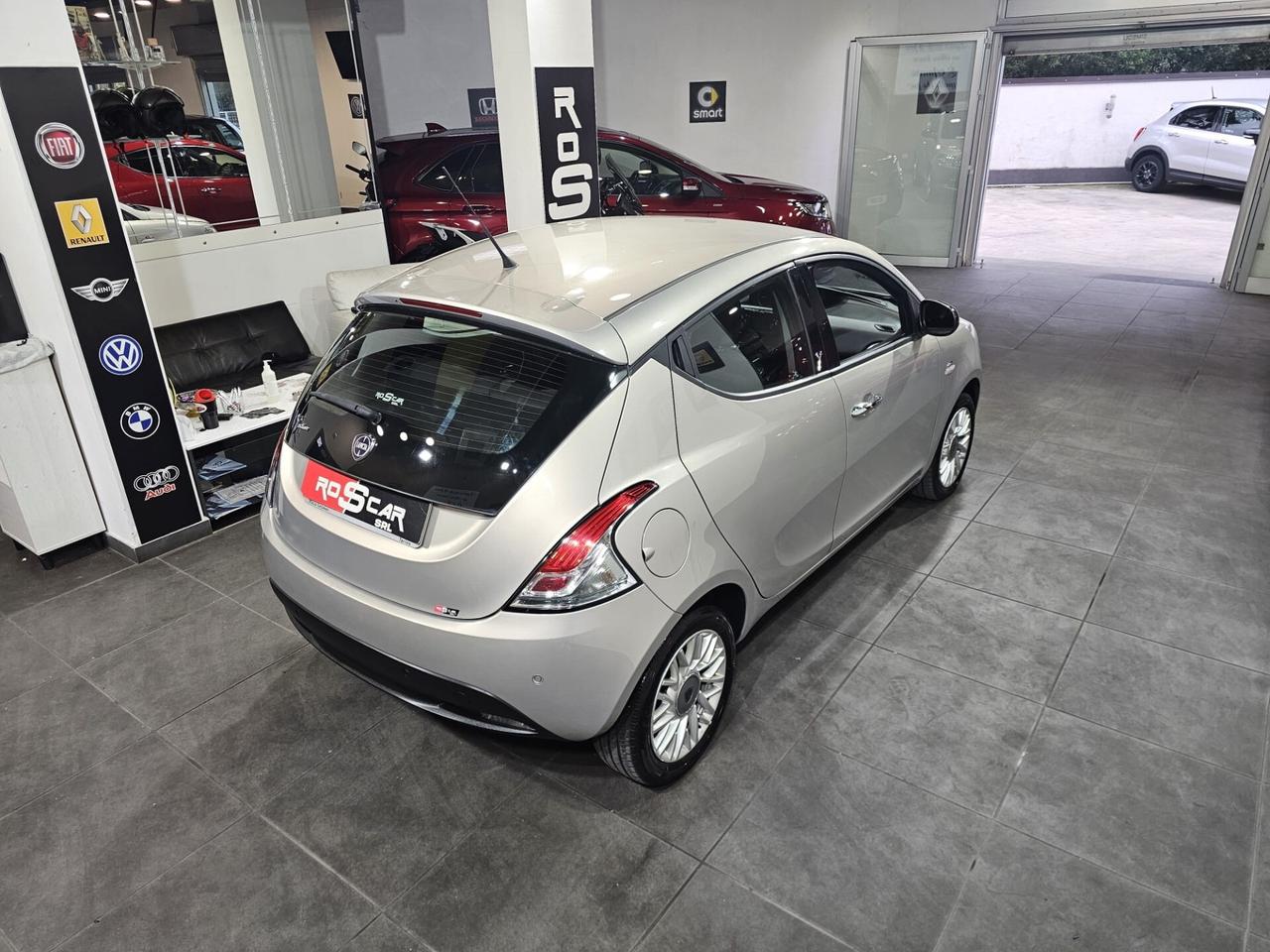 Lancia Ypsilon 1.3 MJT 16V 95 CV 5 porte Gold