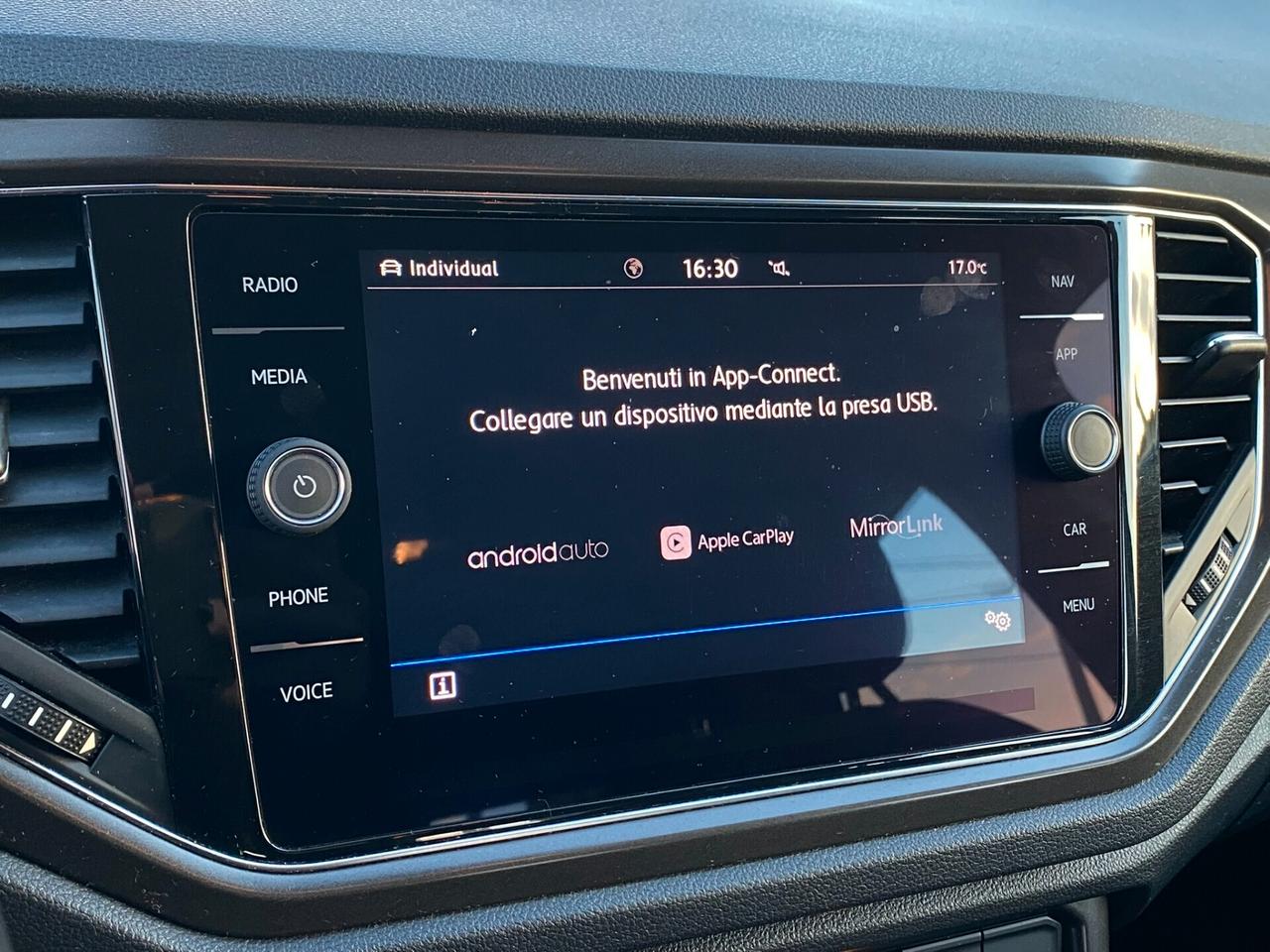 Volkswagen T-Roc Business 1.6 TDI 116CV