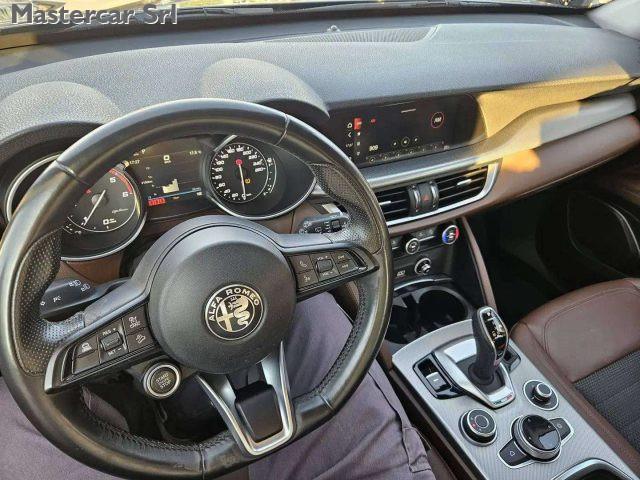 ALFA ROMEO Stelvio 2.2 TD 190 CV Sprint AT8 Q4 - GC788YL