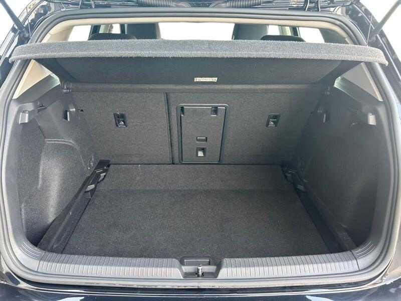 Volkswagen Golf 2.0 TDI 150 CV Automatica DSG LED Life