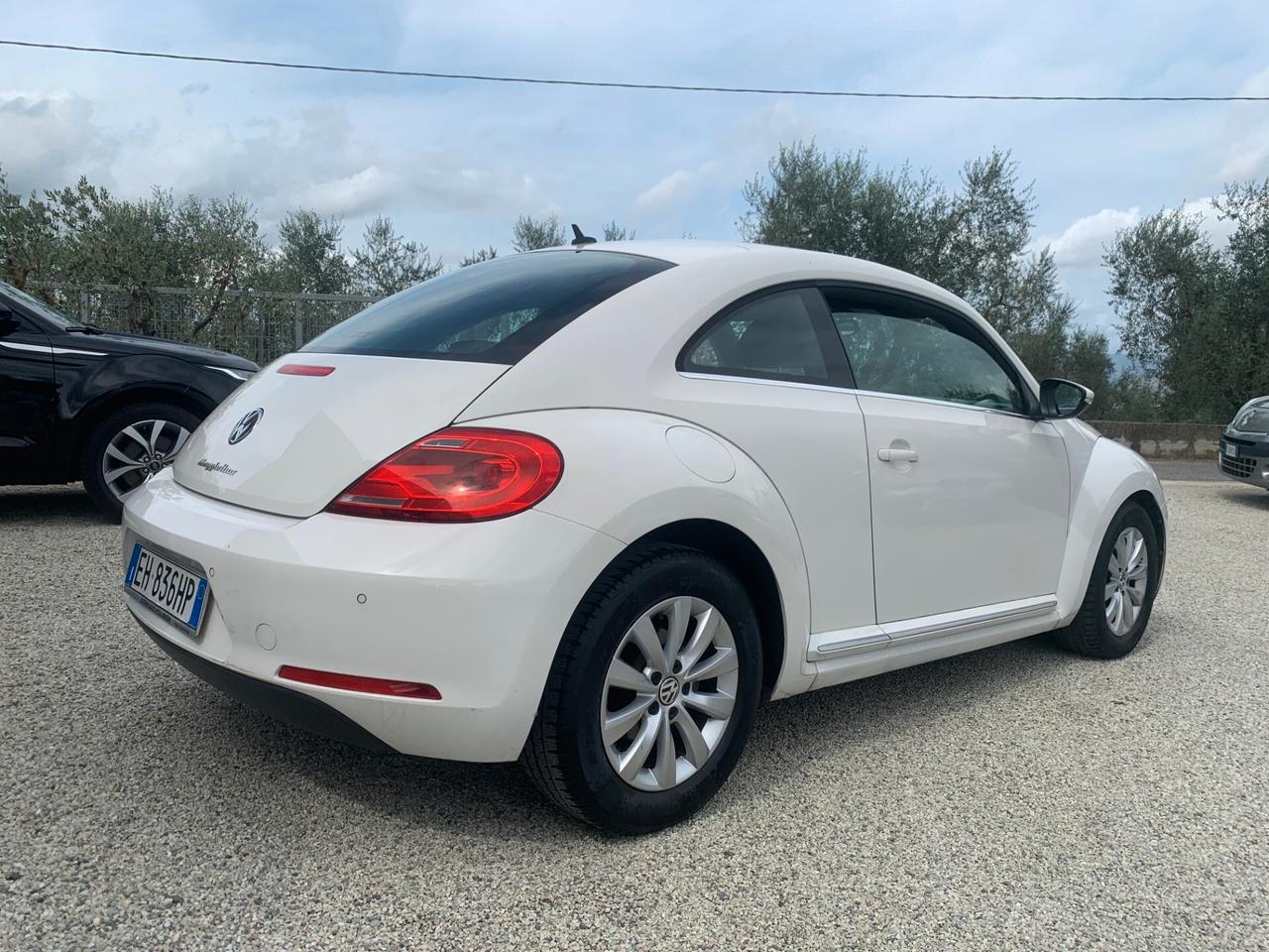 Volkswagen Maggiolino 1.6 TDI NEOPATENTATI