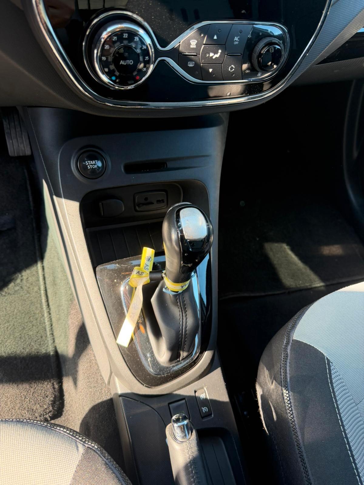 Renault Captur 1.5 dCi 890 CV AUTOMATICA