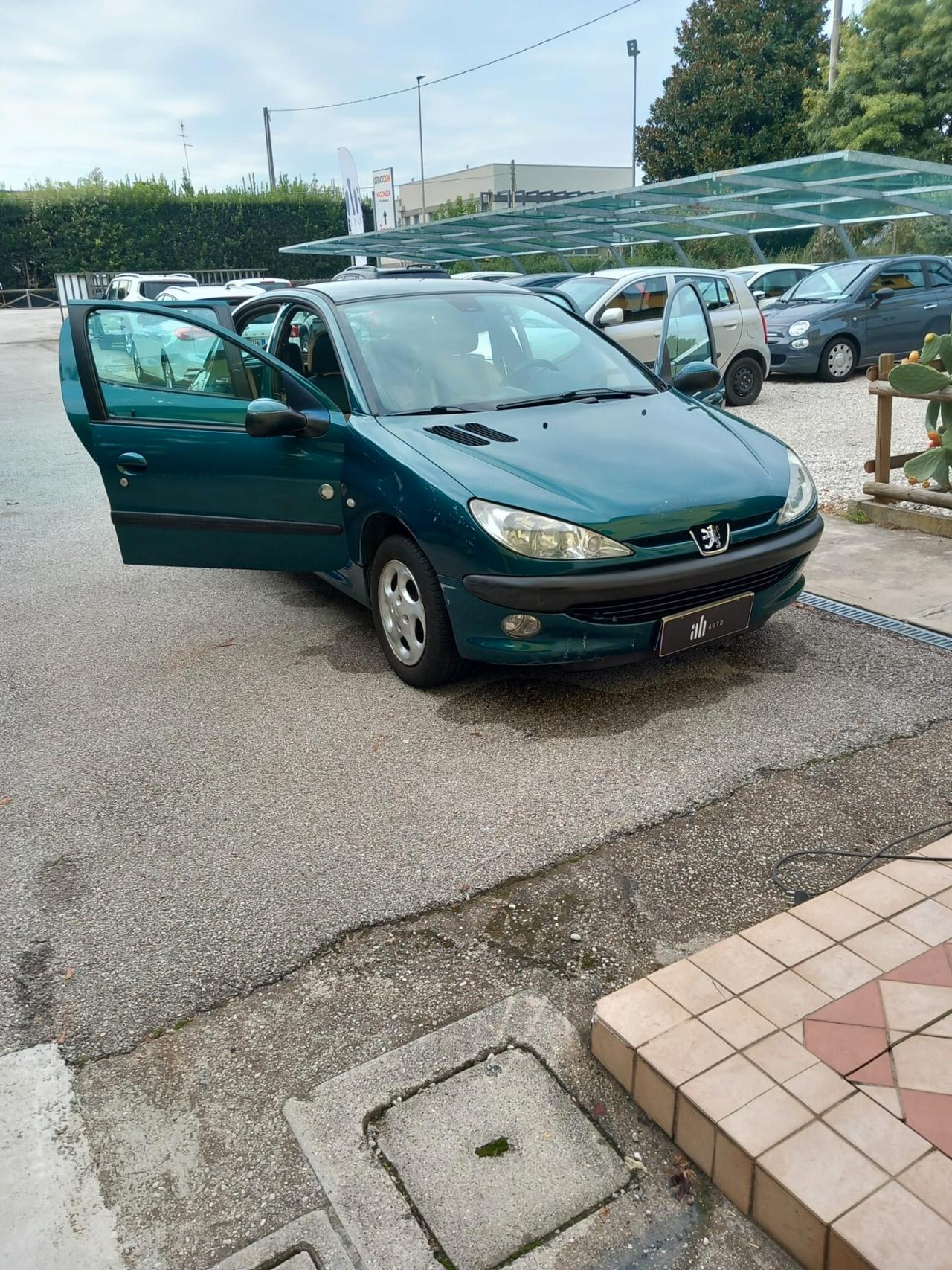 Peugeot 206 1.4 5p. Roland Garros