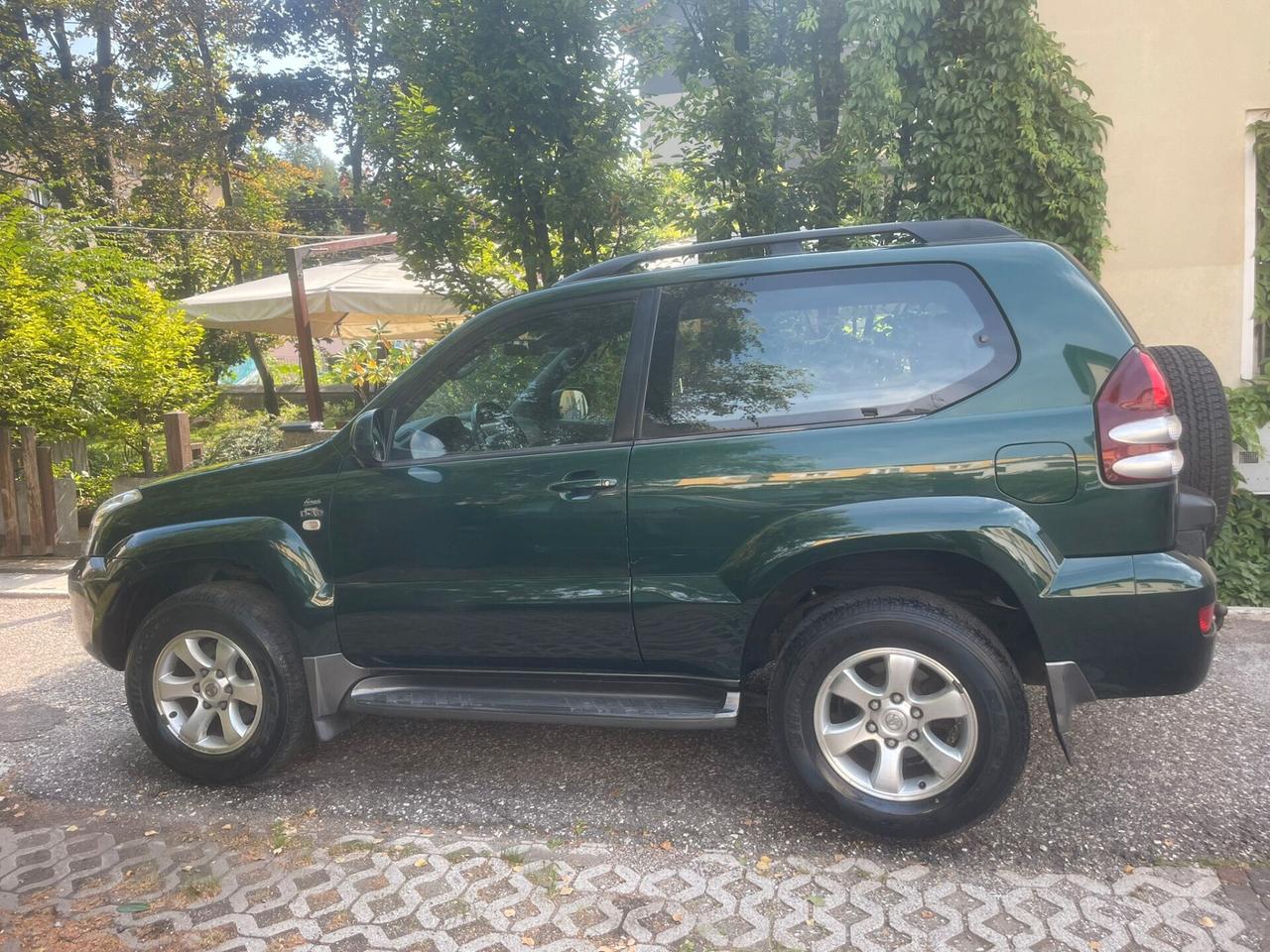 TOYOTA LAND CRUISER 4WD 3.0 D-4D 163CV 3PORTE GANCIO