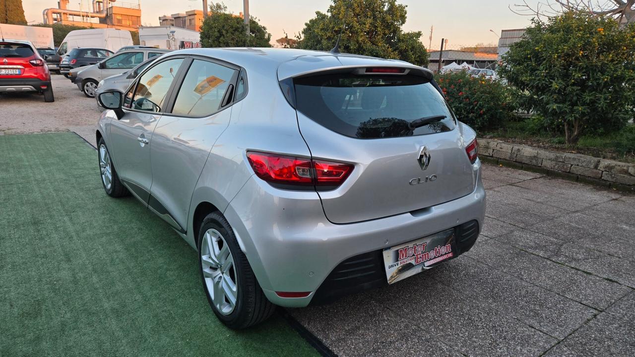 Renault Clio TCe 12V 100 CV GPL 5 porte Intens