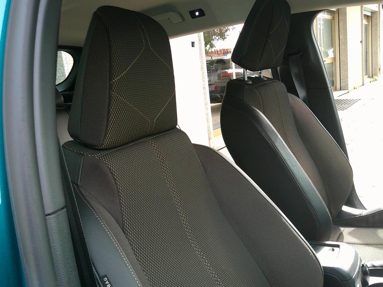 Ds DS3 3 Crossback BlueHDi 100 So Chic