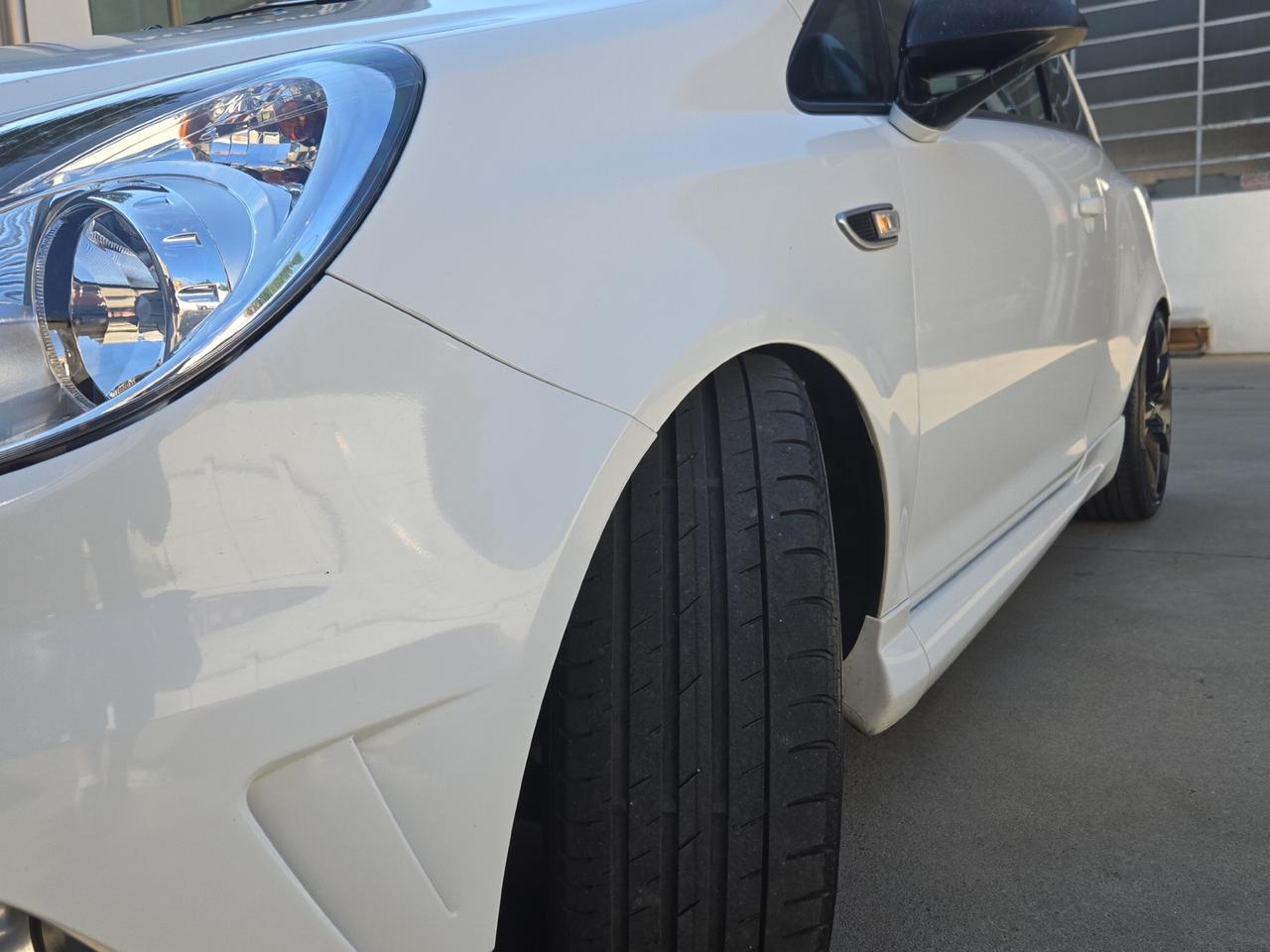 Opel Corsa - 3 Porte 3p 1.6 turbo Opc 192cv