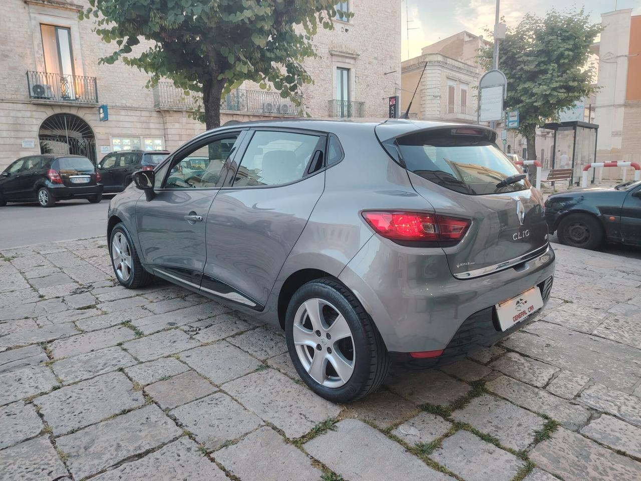 Renault Clio 1.5 dCi 8V 75CV 5 porte Wave