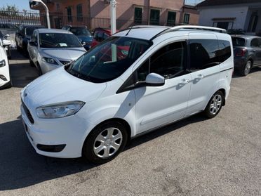 Ford Tourneo Courier Tourneo Courier 1.5 TDCI 75 CV Titanium