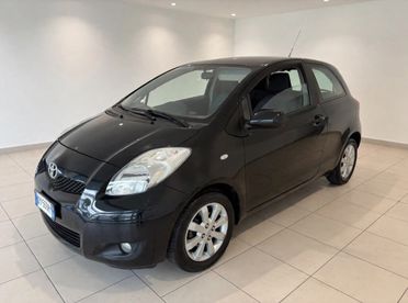 Toyota Yaris 3p 1.3 dual Sol -NEOPATENTATI-