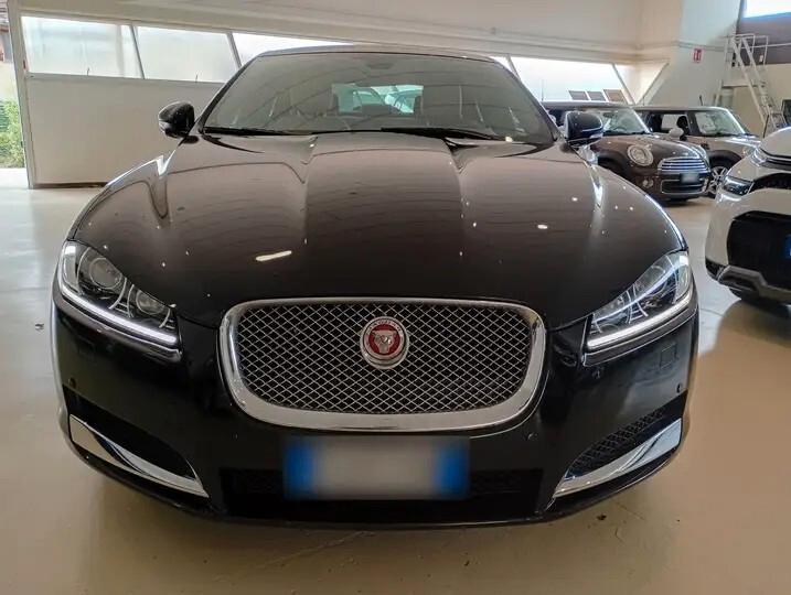 Jaguar XF 2.0 D E-Performance Prestige