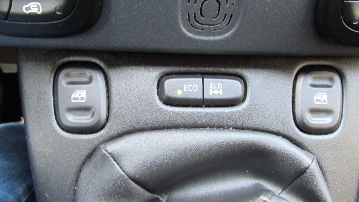 FIAT - Panda - 0.9 TwinAir Turbo S&S 4x4 SEDILI RISCALDATI. 5 POSTI SEDILI FRAZIONABILI.