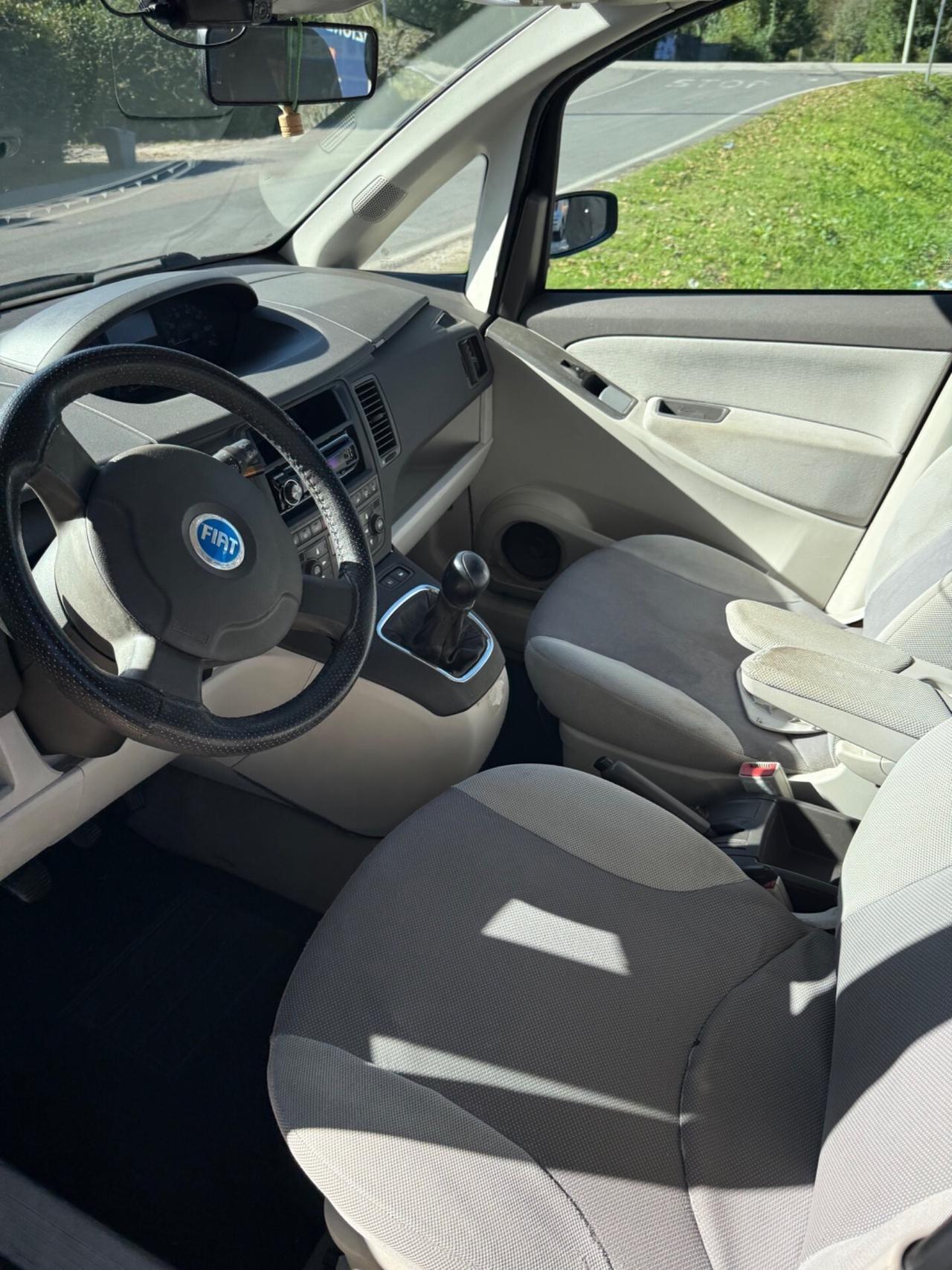 Fiat Idea 1.3 Multijet 16V 70 CV BlackEnergy