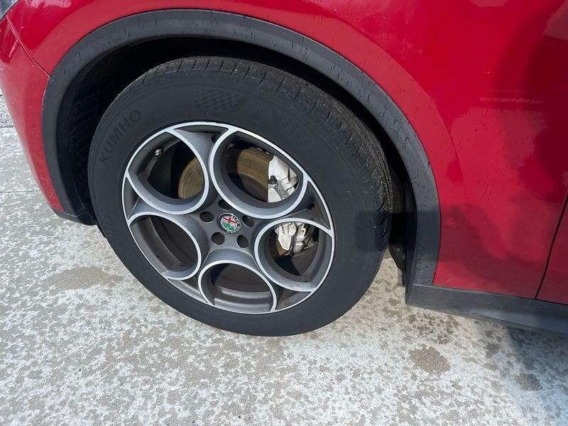 Alfa Romeo Stelvio 2.2 t Sport Tech rwd 160cv auto