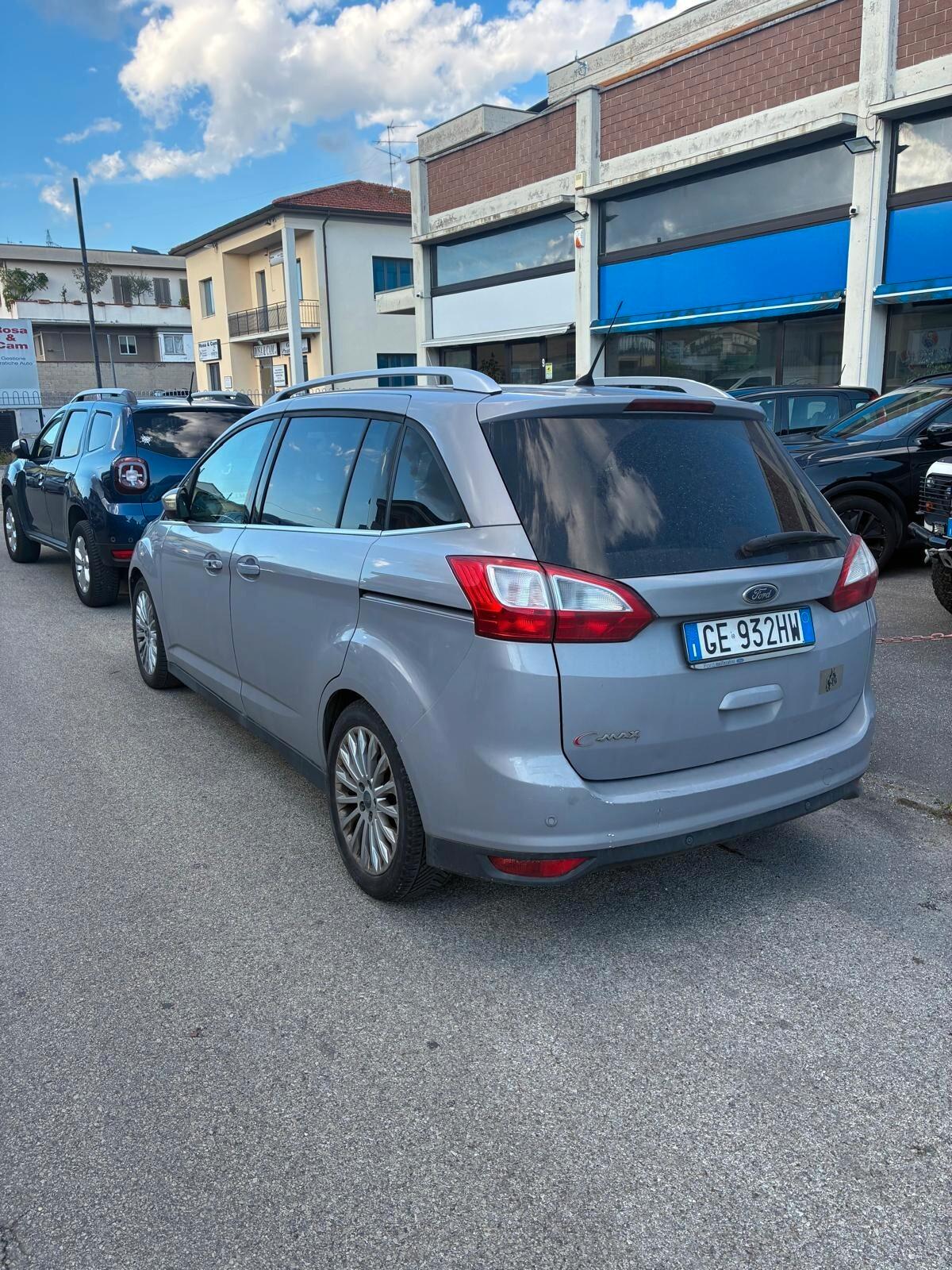 FORD GRAND C-MAX - SeTTE POSTI- UNiCO PRoPRIETARIO- ECCELLENTI CONDIZIONi