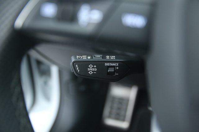 AUDI A3 SPB 35 TFSI S tronic S line edition Black Line