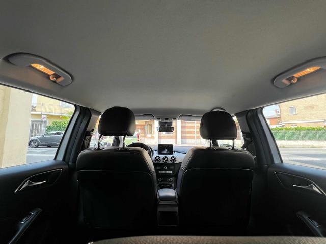 MERCEDES-BENZ B 200 d Automatic Premium