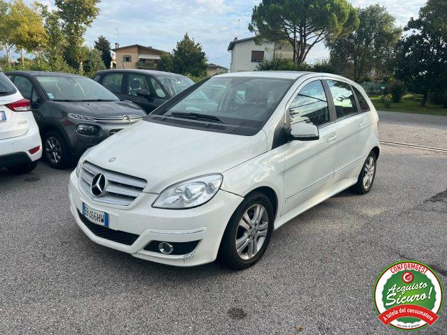 MERCEDES-BENZ B 180 CDI Premium