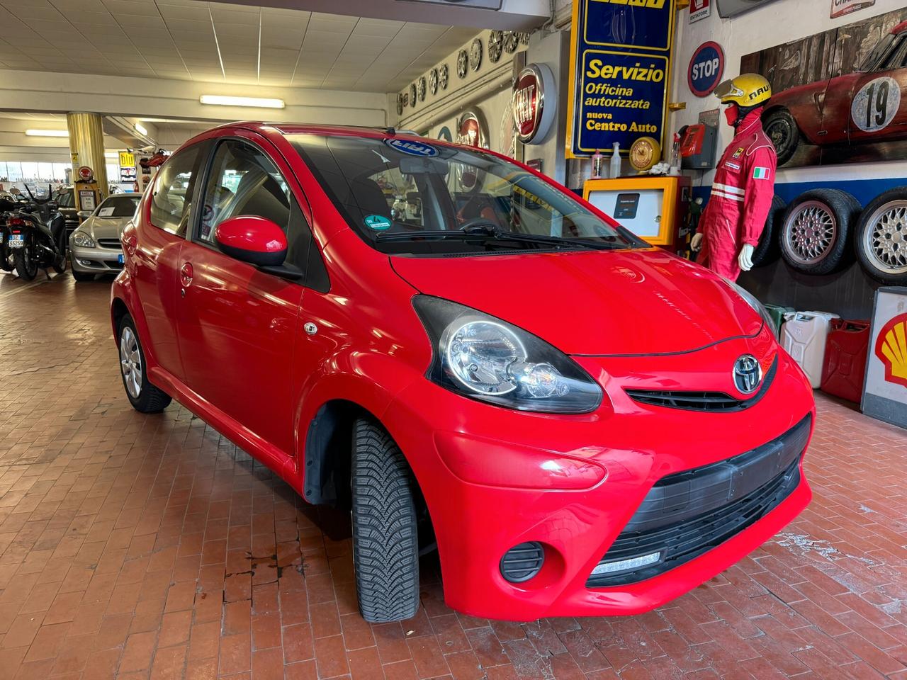 Toyota Aygo 1.0 12V VVT-i 5 porte Active Connect