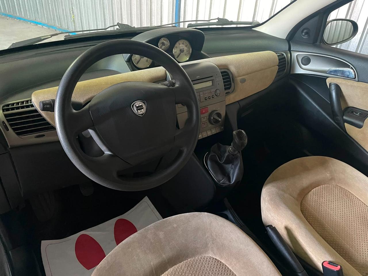 LANCIA YPSILON 100.000 km NEOPATENTATI UNICO PROPRIETARIO
