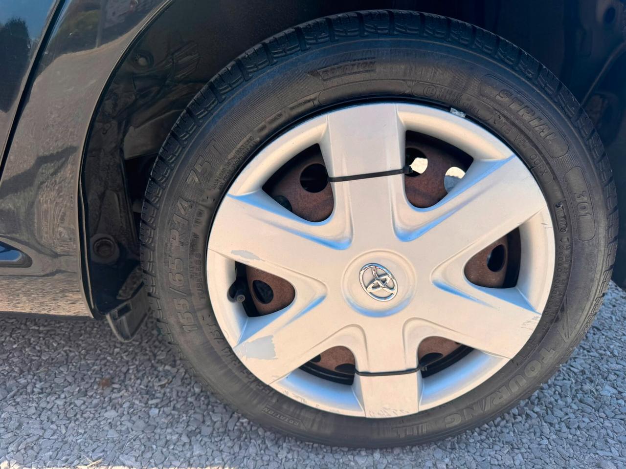 Toyota Aygo 1.0 12V VVT-i 5 porte Deep Ocean Connect