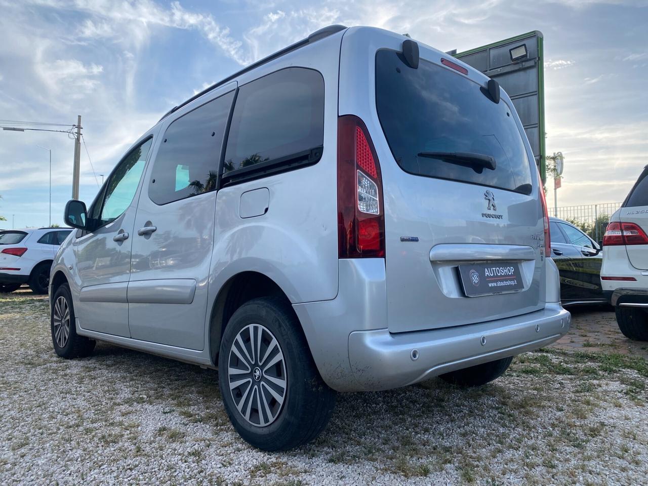 PEUGEOT - Partner - BlueHDi 120 - UNIPRO. - FINANZ