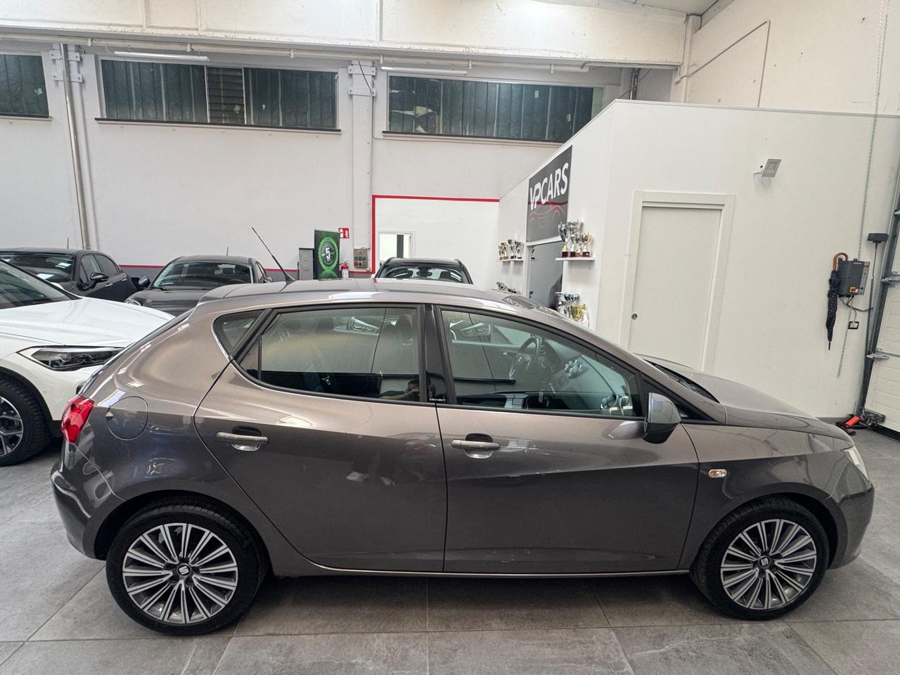 Seat Ibiza 1.4 TDI 90 CV CR 5p. Connect Grey