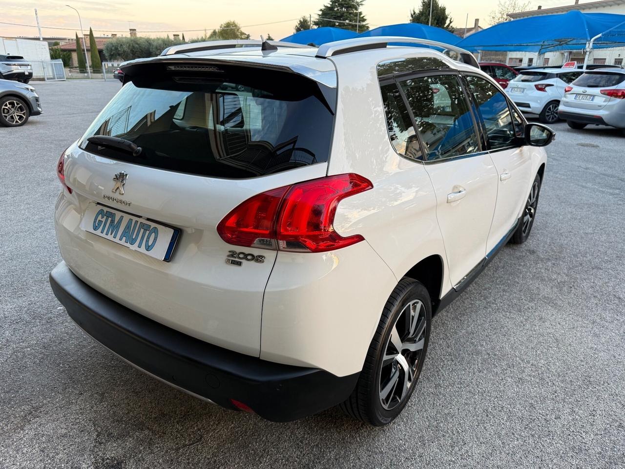 Peugeot 2008 1.6 e-HDi 92 CV Stop&Start Allure