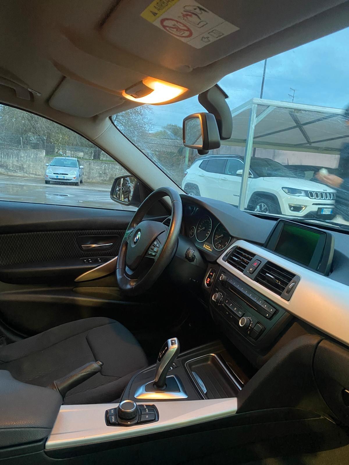 Bmw 318 318d Touring Luxury