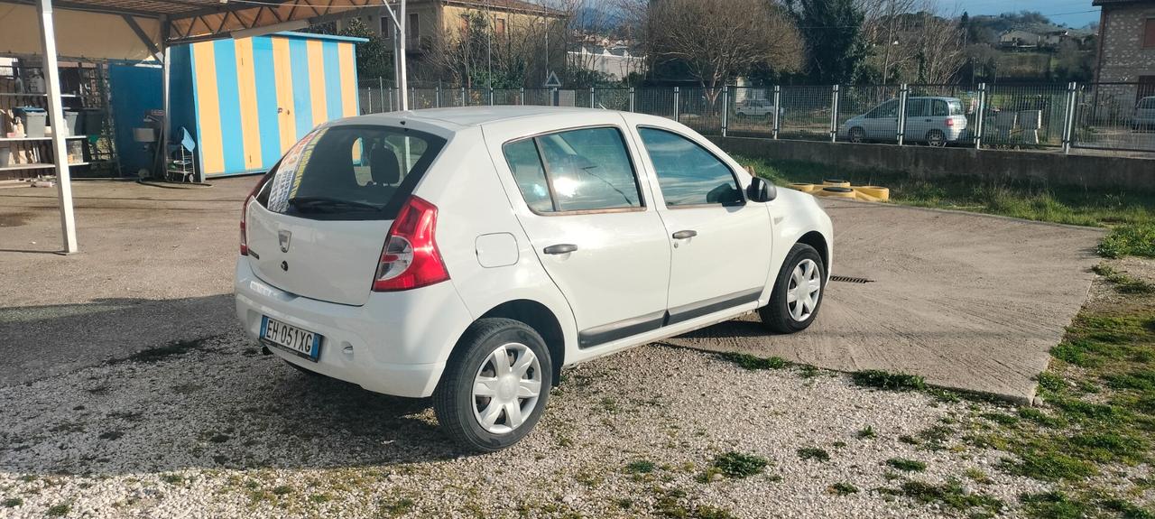 Dacia Sandero 1.2 16V