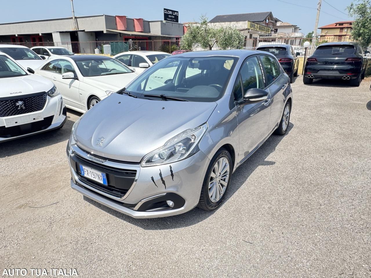 PEUGEOT 2008 1.2 BENZINA ADATTA NEOPATENTATI