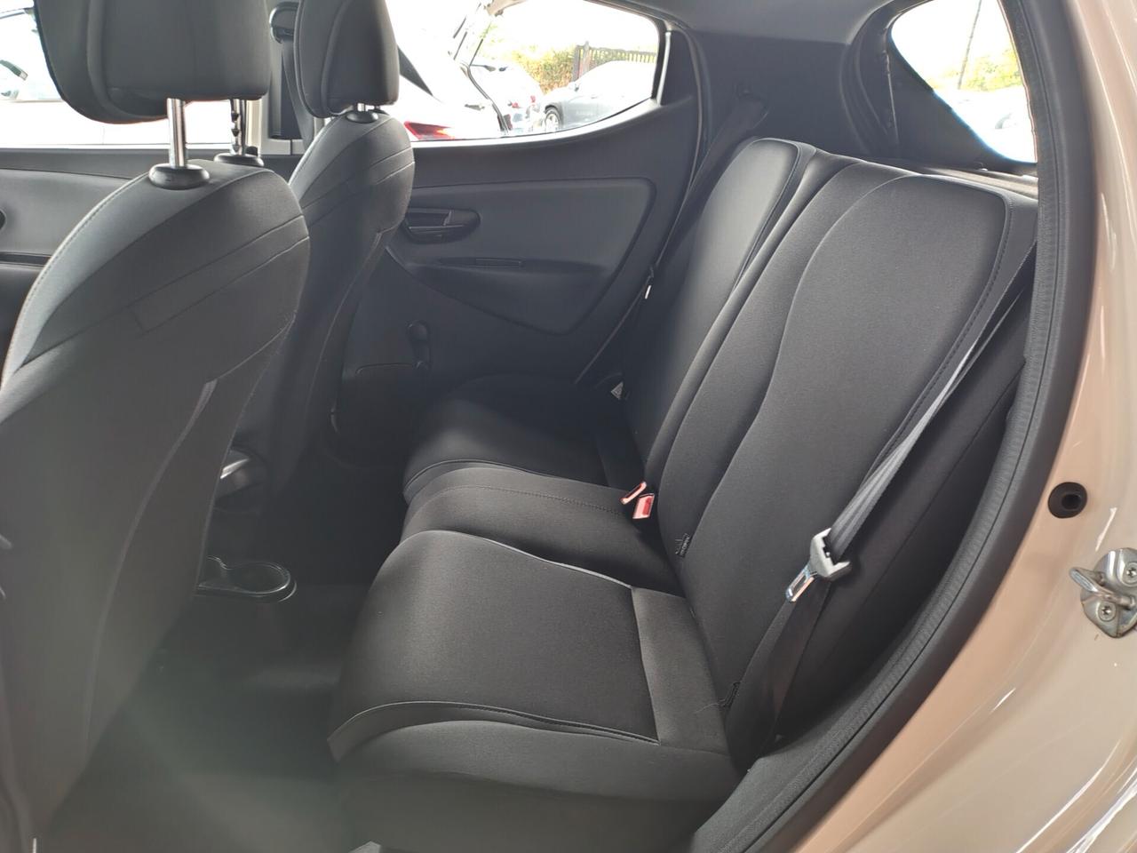 Lancia Ypsilon 1.2 69 CV 5 porte Platinum