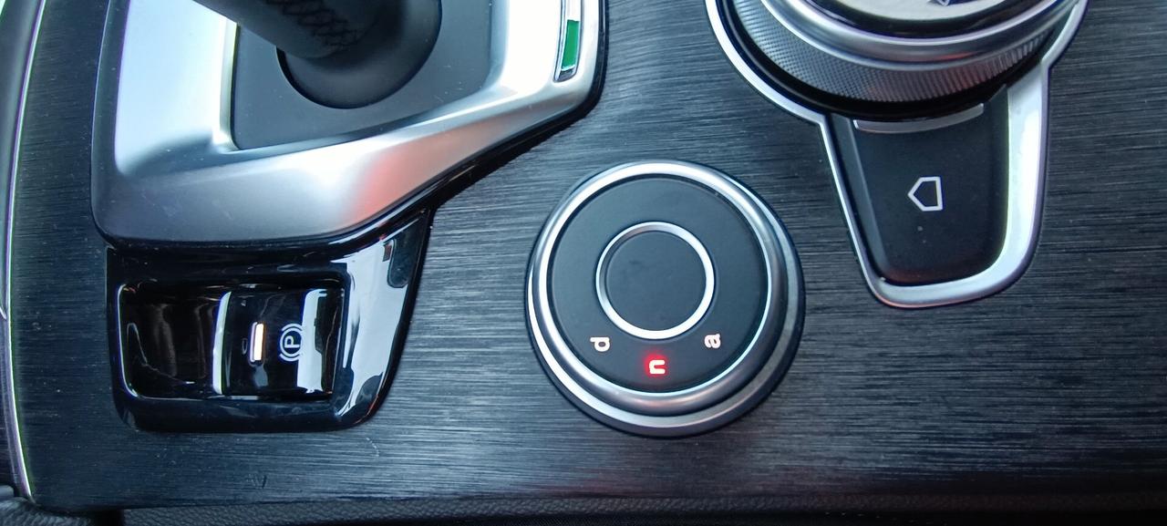 Alfa Romeo Stelvio 2.2 Turbodiesel 190 CV AT8 Q4 Business