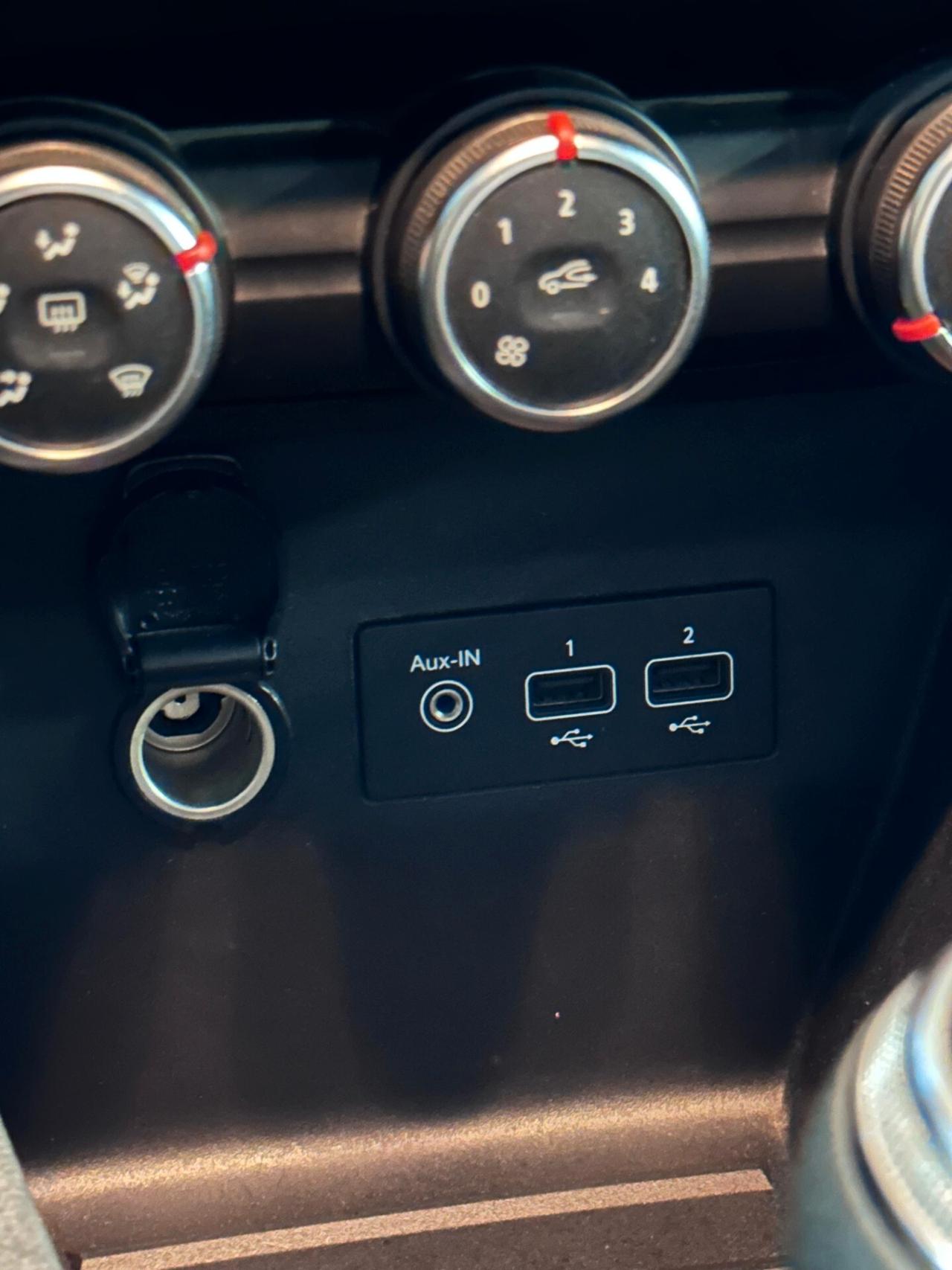 RENAULT CLIO BLUE DCI 100 CV 5 porte Evolution OK NEOPATENTATI