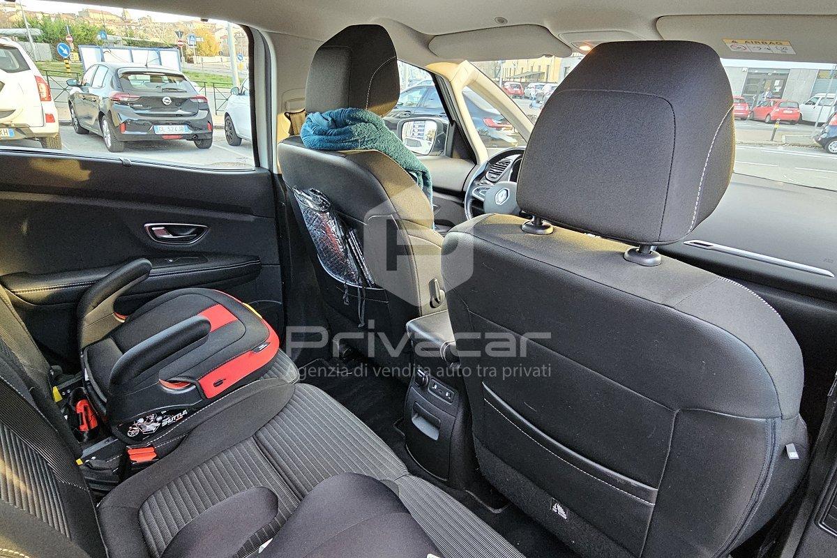 RENAULT Scénic dCi 8V 110 CV EDC Energy Intens