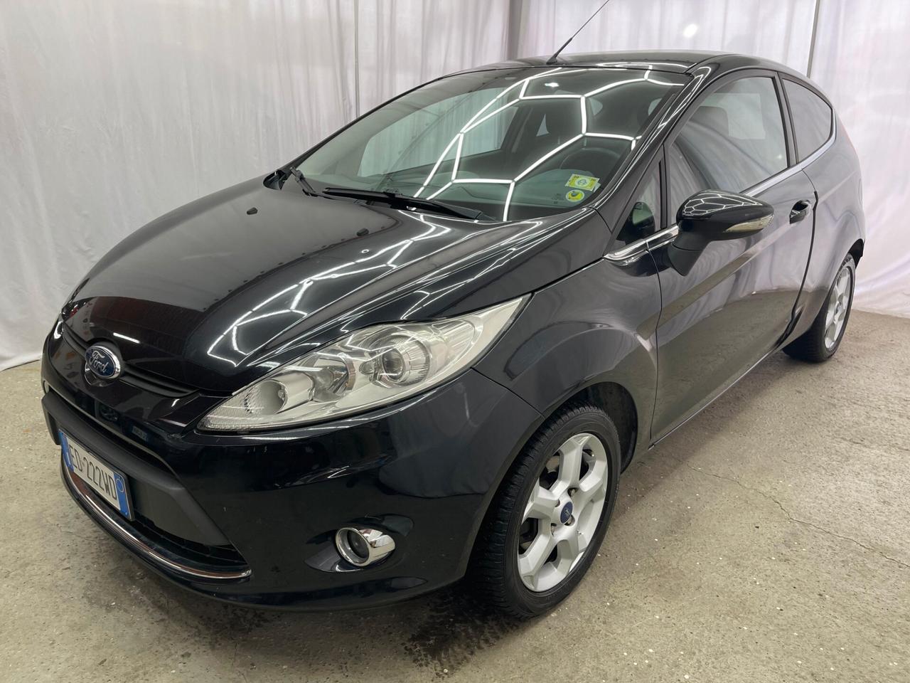 Ford Fiesta 1.4 TDCI PRONTA CONSEGNA FINANZIABILE SENZA BUSTA