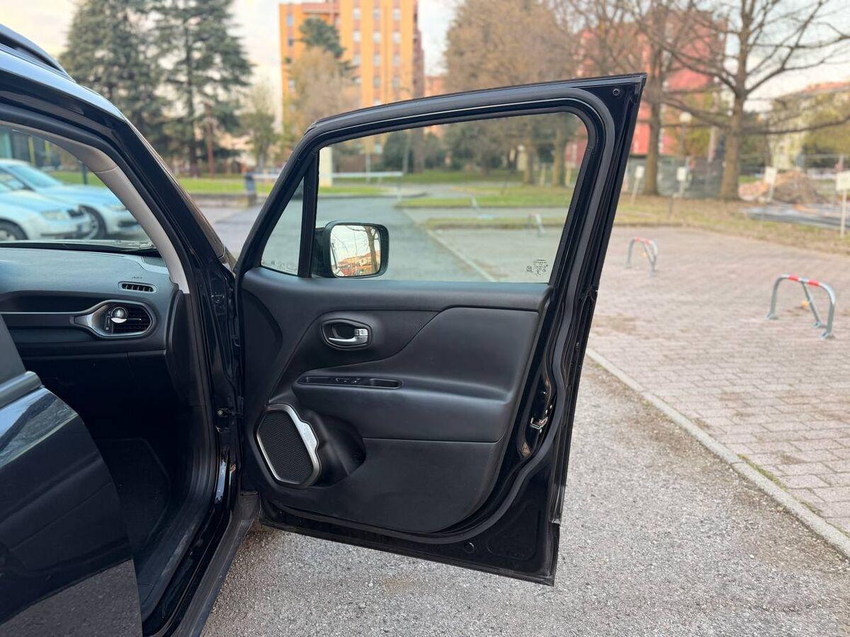 Jeep Renegade 1.3 t4 Business 2wd 150cv ddct