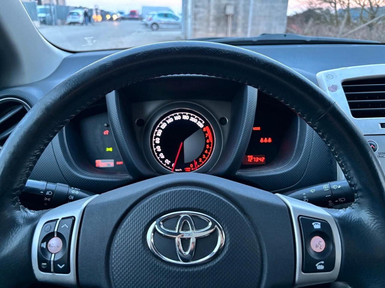 Toyota Urban Cruiser 1.3 Luxury KM ORIGINALI CERTIFICATI SEMPRE TAGLIANDATO