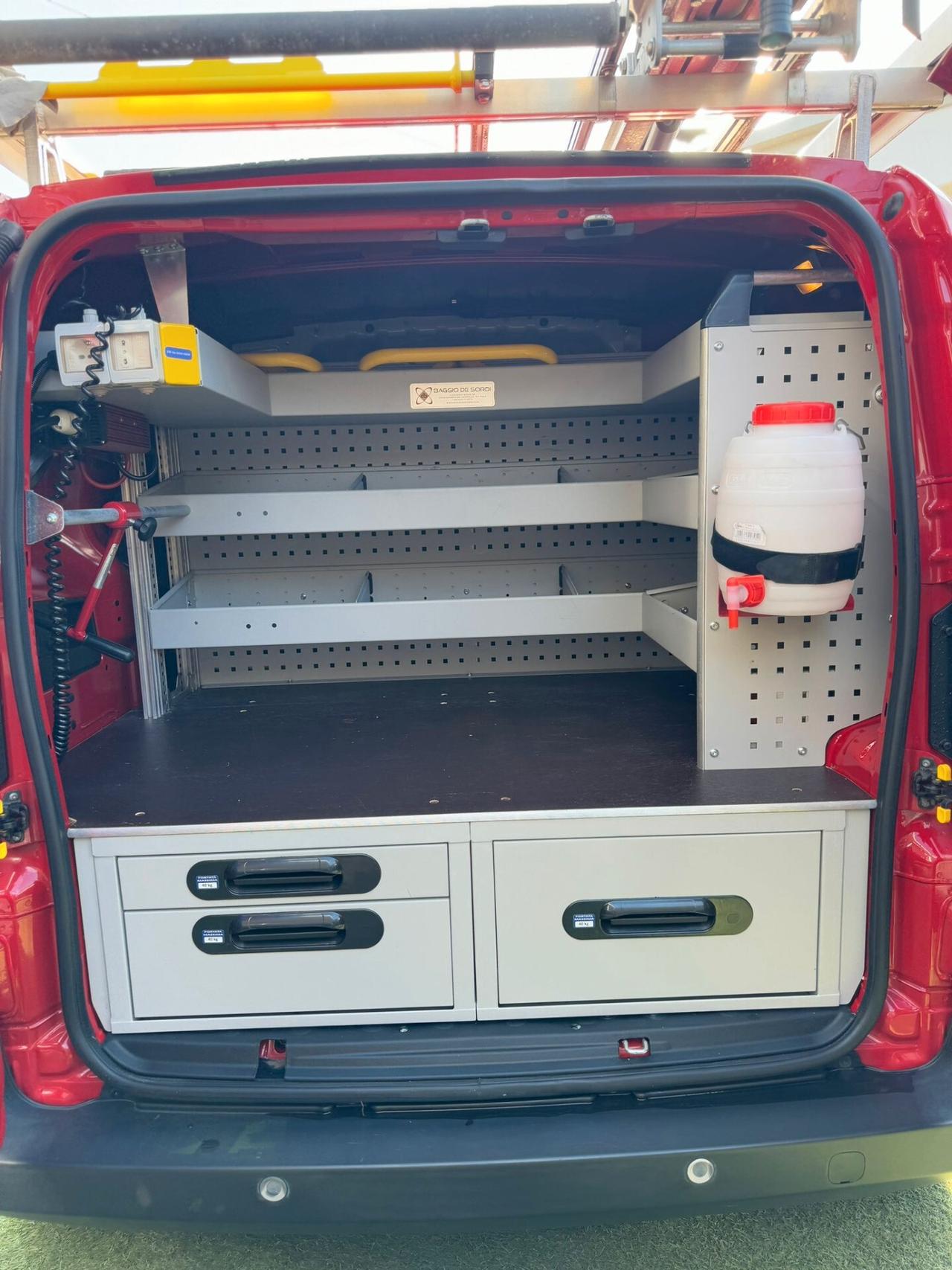 Fiat Fiorino 1.3 MJT 95CV Cargo Adventure (CON ATTREZZATURA EX TIM)