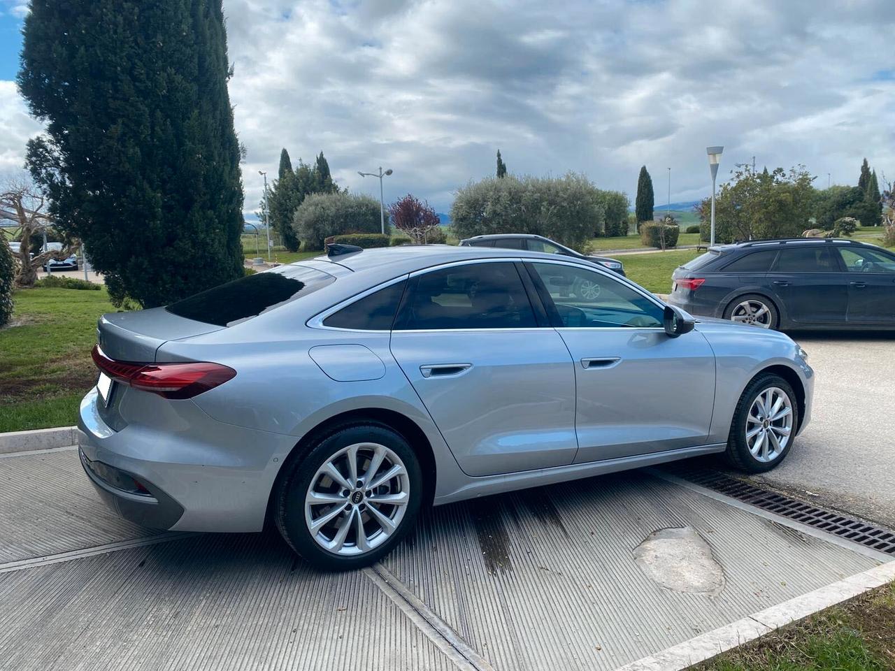 Audi A5 TDI 150 kW mHEV+ S tronic Business Advanced