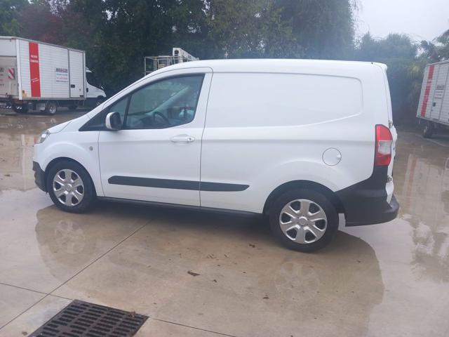 FORD Transit Courier 1.5 TDCi 95CV Van Entry