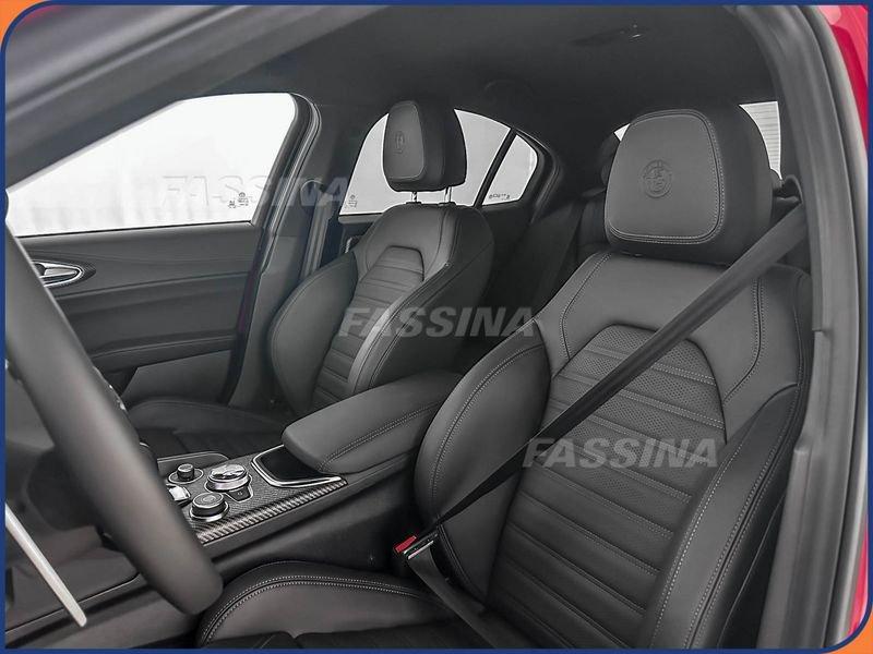Alfa Romeo Giulia 2.9 T V6 AT8 Quadrifoglio