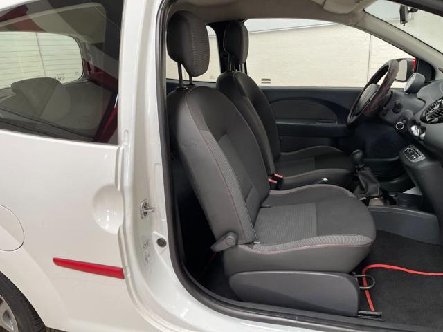 RENAULT Twingo 1.2 16V Live